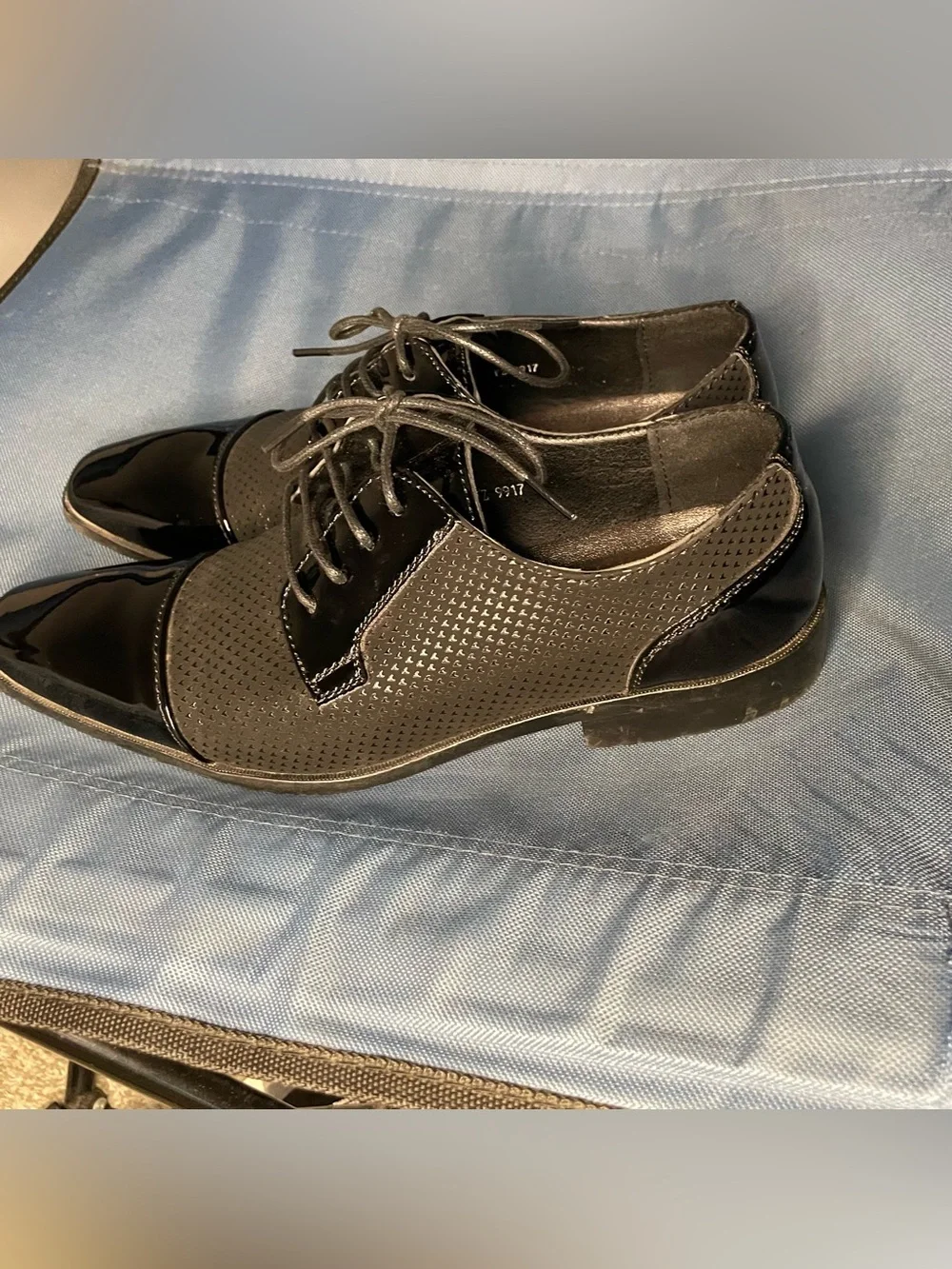 Men's Black Lace-Up Oxford Dress Shoes - Polished Patent & Textured Upper